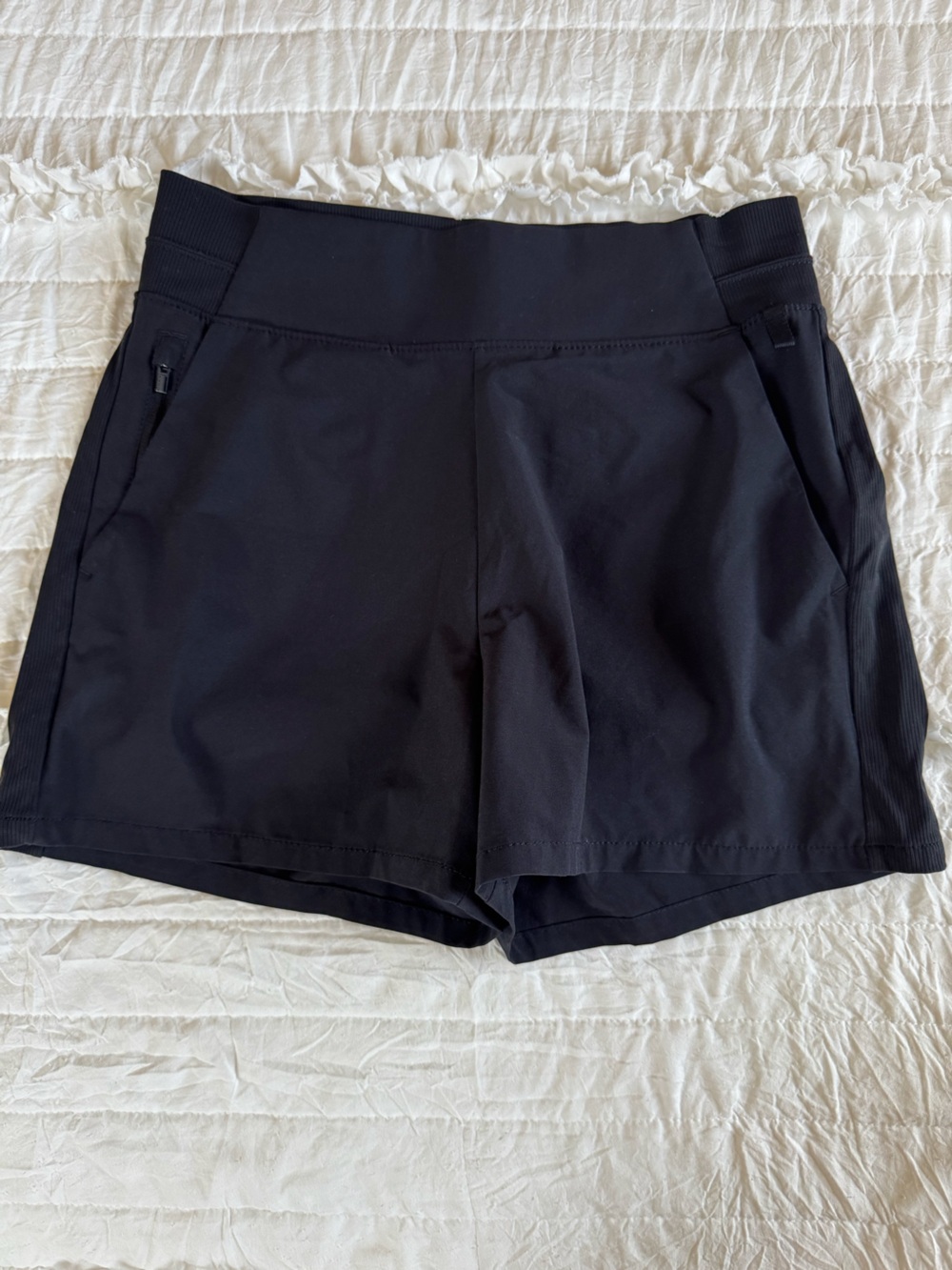 Athleta Black Women's Training Shorts with Side Pockets Sz 2